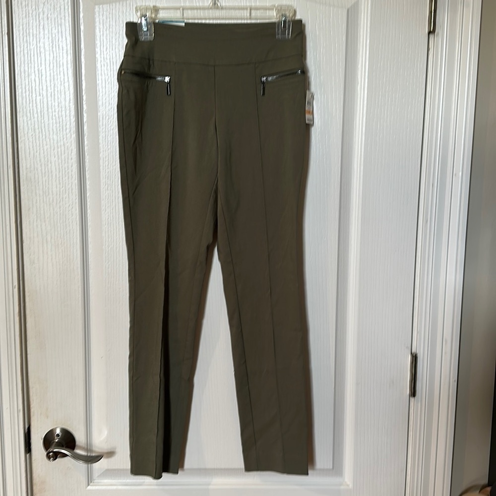 Style & Co PS olive green, slip on skinny pleated dress pant NWT